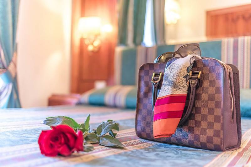 Raeli Hotel Siracusa Рим Екстериор снимка